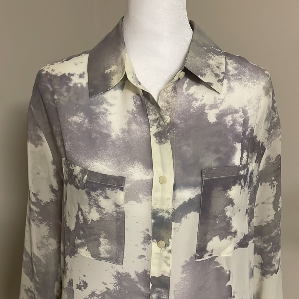 Decree Blouse - Picture 3 of 8